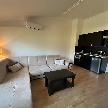 Floor And Mountain Views Apartamento