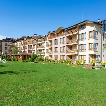 Floor And Mountain Views Апартамент *