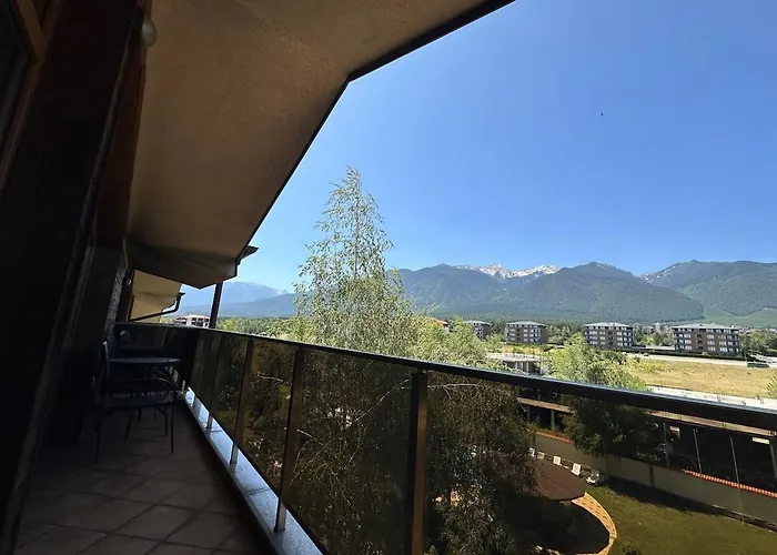 شقة Floor And Mountain Views رازلوغ